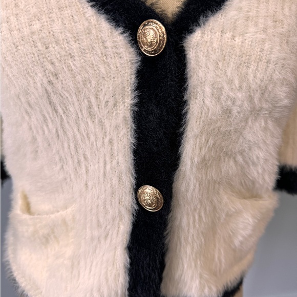 L’Agence Small Half Cardigan - Picture 3 of 11